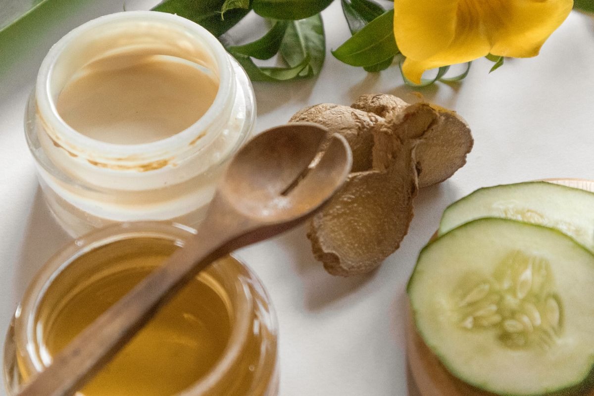 DIY Natural Remedies for Dry Skin at Home